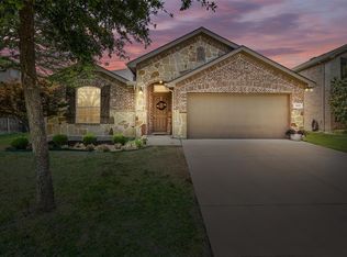 1317 Shelley Dr, Burleson, TX 76028