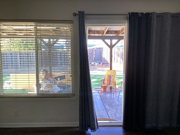 4th image of 3187 Ravenswood Way