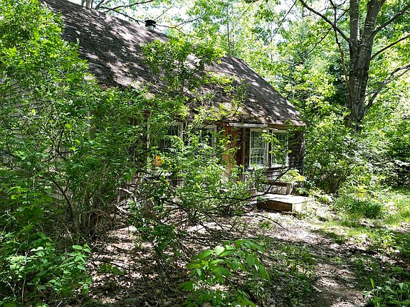 3rd image of 117 Brown Road