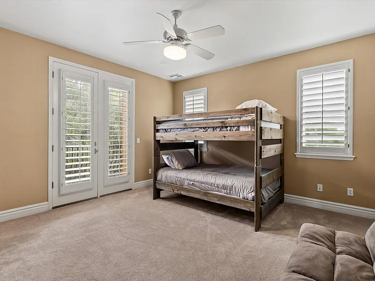 4053 E Thunderheart Ct — Photo 45