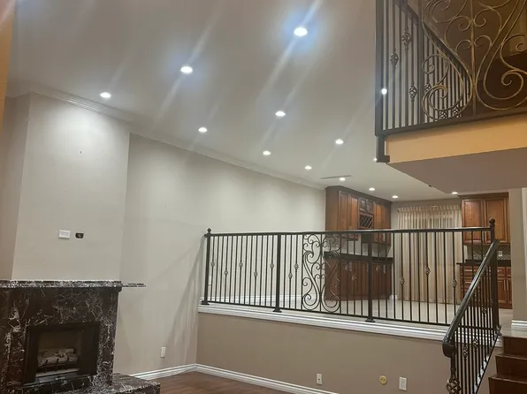 (undisclosed Address), Glendale, CA 91204