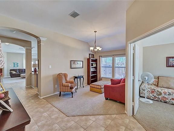 3rd image of 15541 Gatehouse Dr