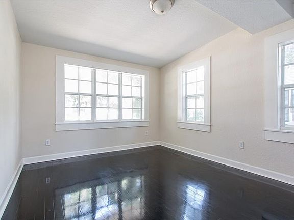 5th image of 719 10th St N