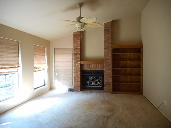 2nd image of 120 Aspen Dr