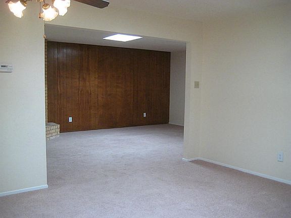 5th image of 9525 Braeburn Glen Blvd