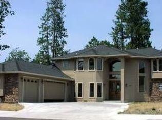 875 Arrowhead Trl, Eagle Pt, OR 97524