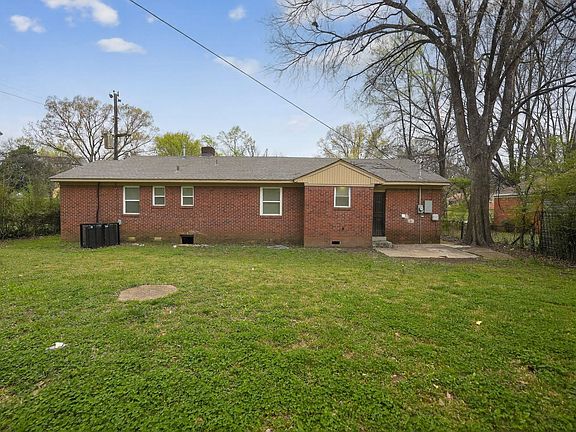 4th image of 3230 Riney St