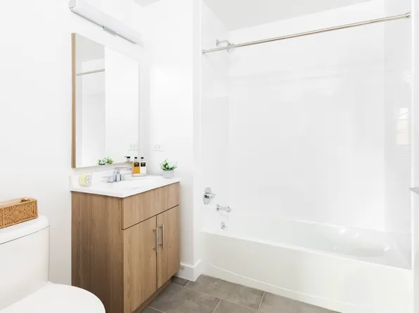 8 Palmetto Street image 6 of 15