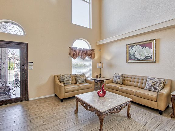 4th image of 13794 Paseo Las Nubes Dr