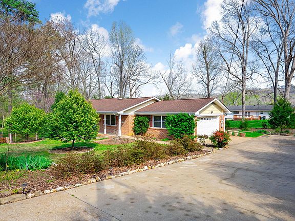 4th image of 9439 Cheri Beth Cir