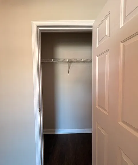 112 Barrington Dr — Photo 18