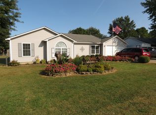 2208 Chapman Ln, Pea Ridge, AR 72751