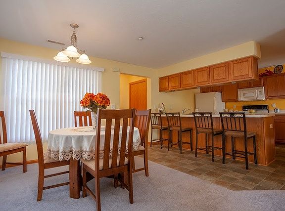 3rd image of 5033 Diane Ct #7