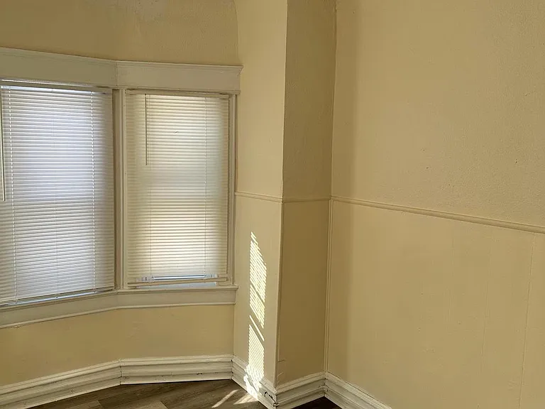 23 S Dean Ave — Photo 19