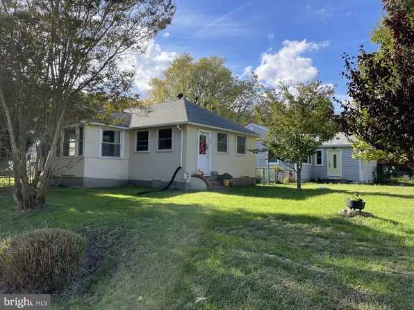 201 Maryland Ave, Edgewater, MD 21037