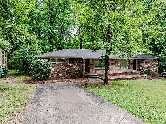 3rd image of 615 Camrose Dr