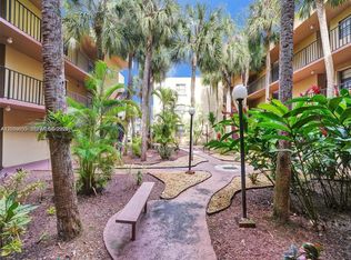 10835 SW 112th Ave APT 218, Miami, FL 33176