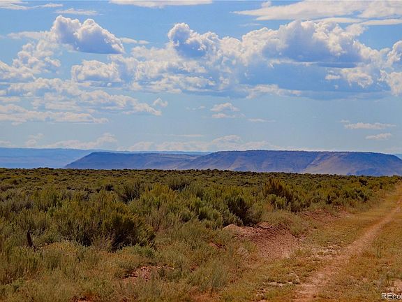 4th image of 37715 Wild Horse Trl