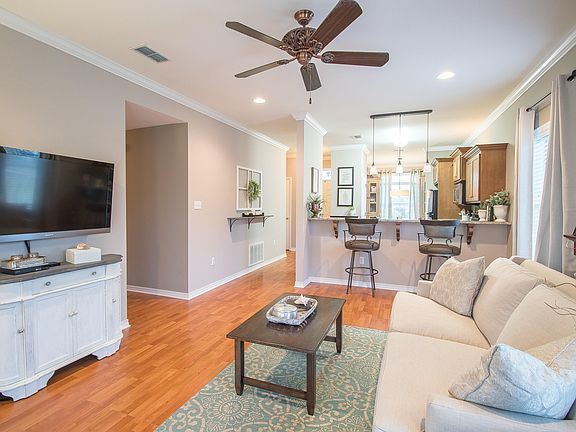 4th image of 13644 Hidden Oaks Dr
