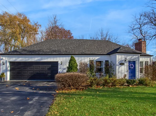 10315 S 75th Ave, Palos Hills, IL 60465