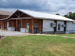 3423 Lakeview Dr, Rossville, GA 30741