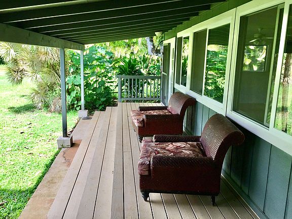 Porch facing mountains / reservoir.