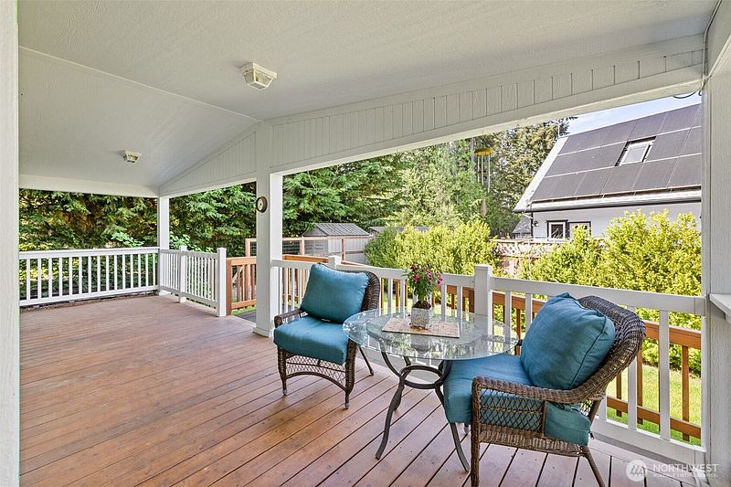 4th image of 423 Fleming Drive