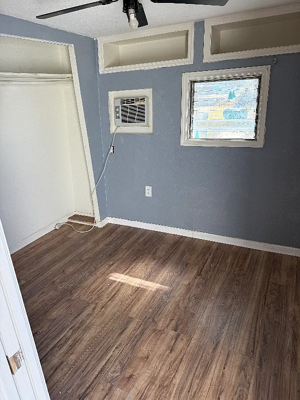 Cozy 2 bedroom mobile home — Photo 2