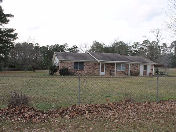 3rd image of 503 Ogden Dr N