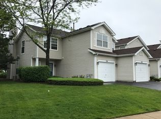 284 Glen Leven Ct, Schaumburg, IL 60194
