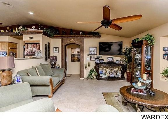 4th image of 1348 Basin Dr