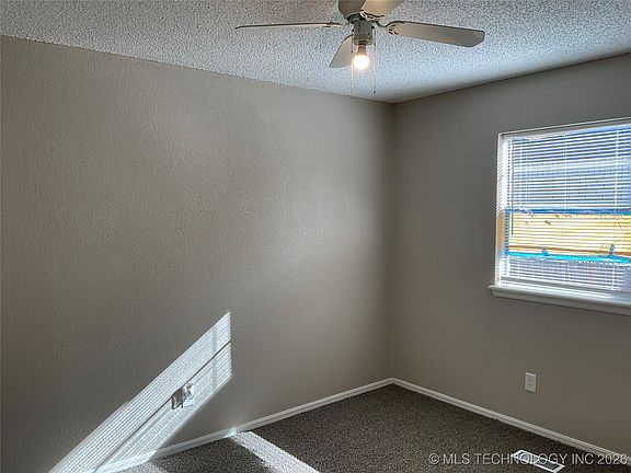 3rd image of 2725 S 132nd East Ave