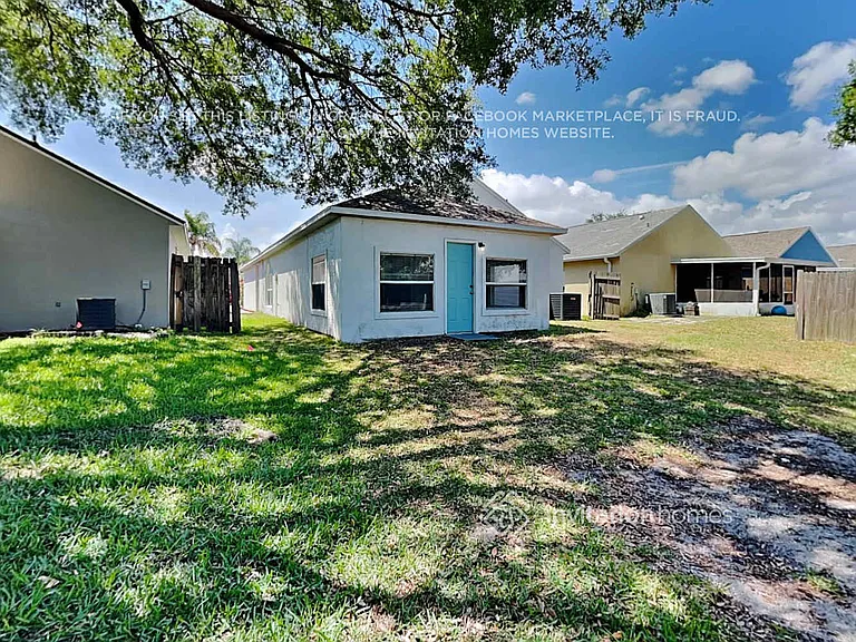 2836 Maderia Cir — Photo 15
