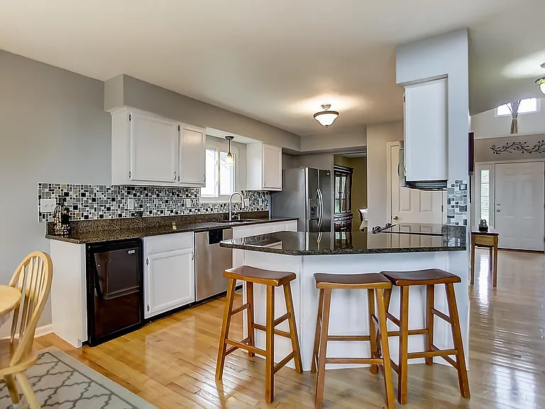 7782 Emerald Pl — Photo 16