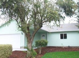 163 Fenton St, Molalla, OR 97038