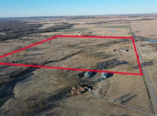 8805 Chestnut Rd, Henryetta, OK 74437