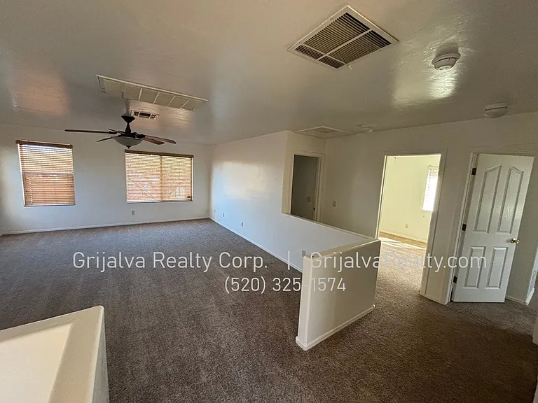 770 W Firehawk Dr — Photo 10