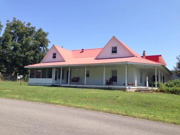 1418 Webbs Camp Rd, Walling, TN 38587