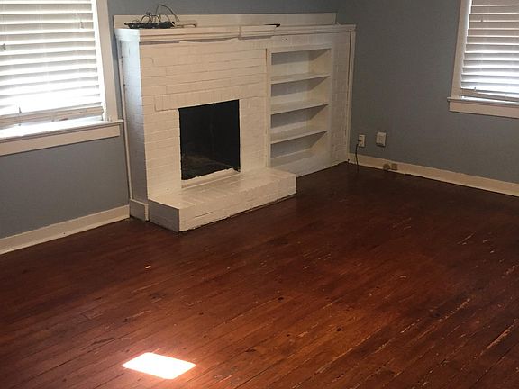 4th image of 423 Marquis Ave