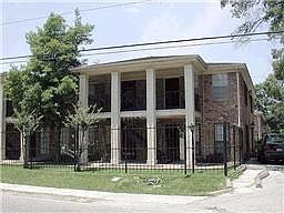 1st image of 4118 Sherwood Ln APT 15