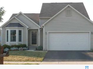 1084 Village Dr, Marysville, OH 43040
