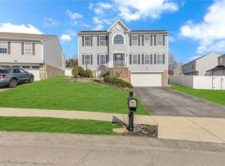 217 Birchwood Ln, Imperial, PA 15126