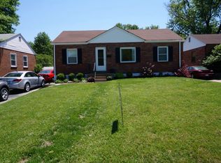 9236 Southview Ln, Saint Louis, MO