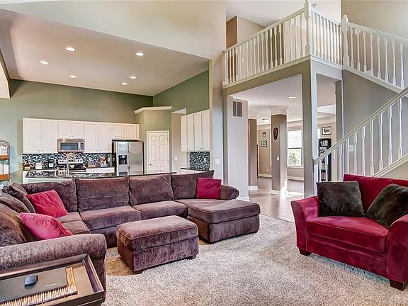 5th image of 3171 Spillway Ct