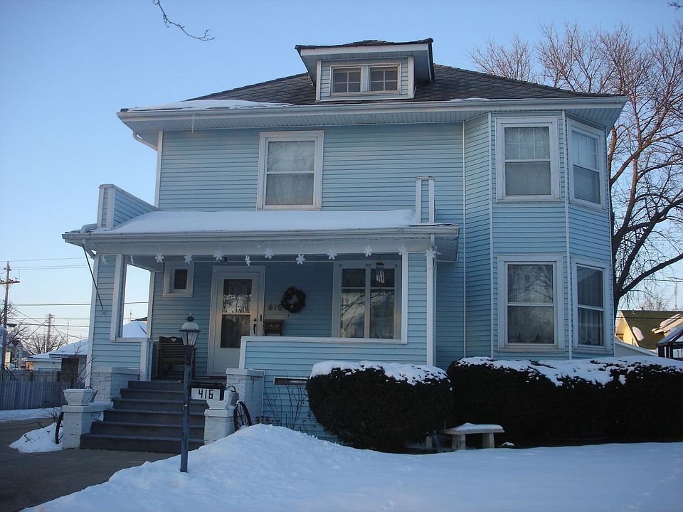 2nd image of 416 3rd Ave SE
