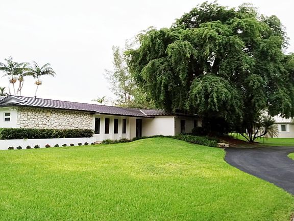 2nd image of 8330 SW 171st St #4697333793