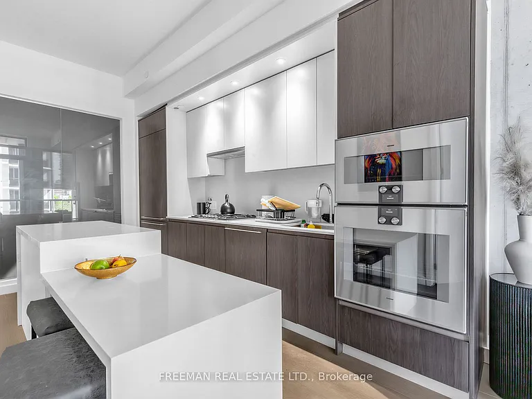 81 Wellesley St E #608 — Photo 8