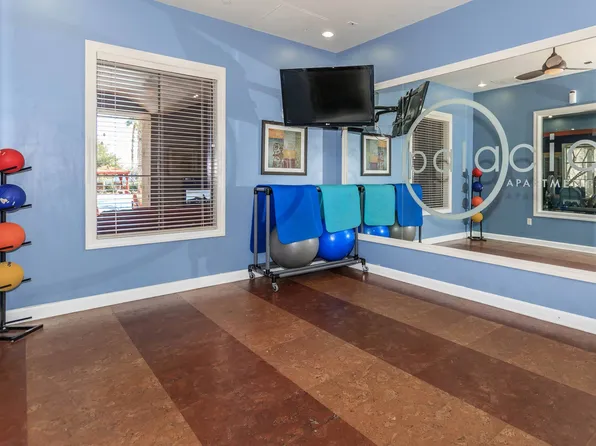 Loreto & Palacio Apartments