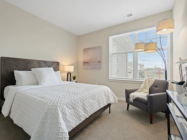 Seasons at North Aurora Bedroom