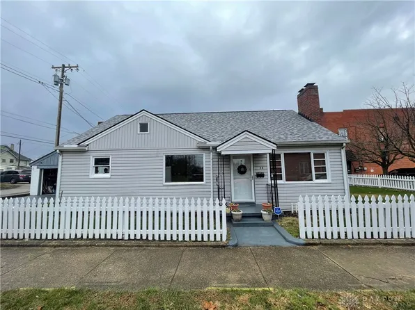 11 W 3rd St, Franklin, OH 45005